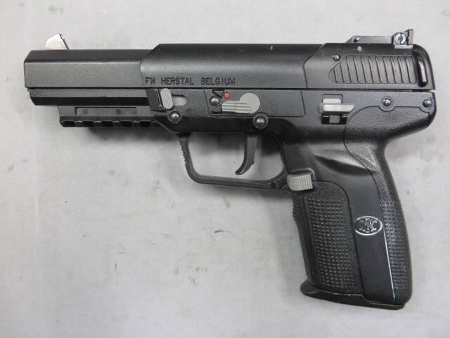 【マルシン】Five-seveN 6ｍｍBB CO2 ブラック・ファイブセブン・5-7