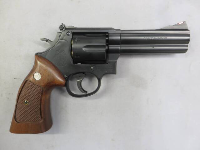 【マルシン】S&W M586 マットブラック ABS ハーフチェッカー木製グリップ仕様 Xカートリッジ