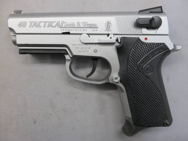 【ウエスタンアームズ】S&W M4013 TSW シルバー