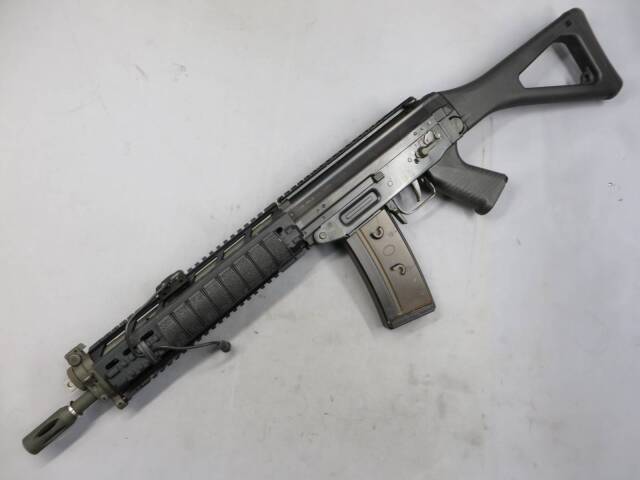【GHK】SIG SG553・SG551ハンドガード組込