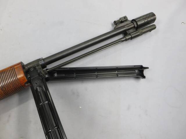 ドイツ軍　 松栄 FG42 Type1 ウォールナットハンドガード ドイツ軍 松栄 FG42 Type1 ウォールナットハンドガード（松栄
