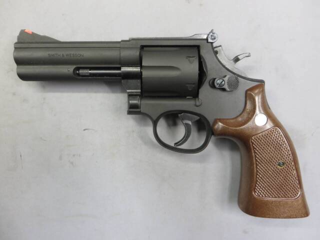 【マルシン】S&W M586 4in ブラック HW　 モデルガン