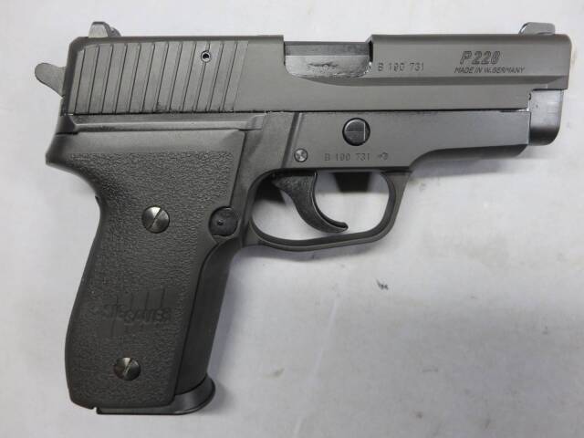 【タナカ】SIG P228 オール HW Evolution.2　モデルガン