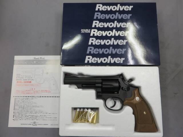 【タナカ】S&W M19 コンバットマグナム 4in HW Ver.3 +Weight ウォールナットグリップ   モデルガン