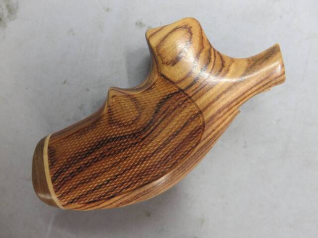 【HOGUE】S&W M36 オーバーサイズ キングウッド グリップ