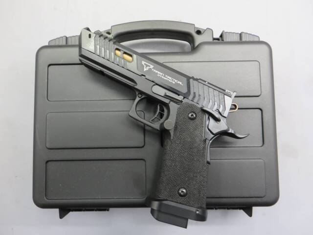 【FRP】PIT VIPER ショップ 完成品