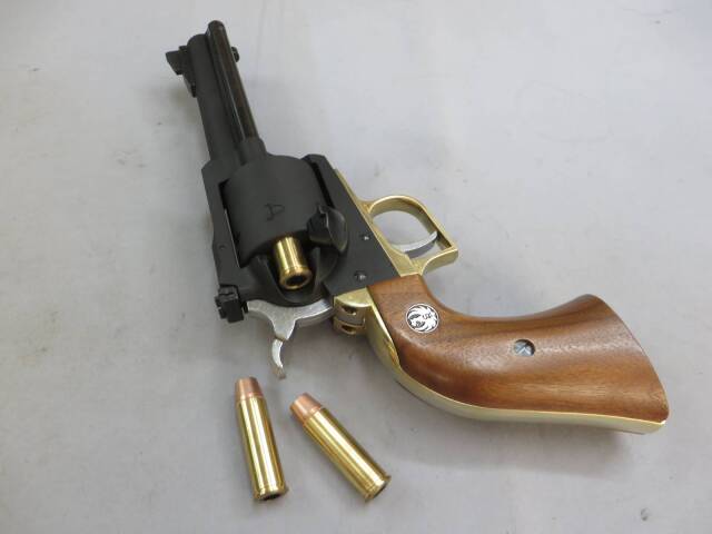 【マルシン】スーパーブラックホーク 4.62in 木製グリップ プレミアムゴールド リアルXカートリッジ