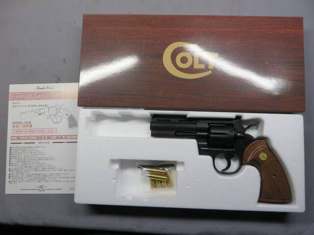 【タナカ】コルトパイソン.357mag 4in R-model HW・+Weightウォールナット 木製グリップ モデルガン