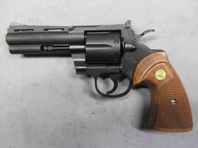 【タナカ】コルトパイソン.357mag 4in R-model HW・+Weightウォールナット 木製グリップ モデルガン