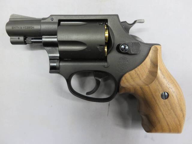 【マルシン】S&W M36 2in HW フィンガーチャンネル木製グリップ 6ｍｍBB リアルXカート