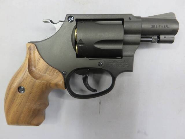 【マルシン】S&W M36 2in HW フィンガーチャンネル木製グリップ 6ｍｍBB リアルXカート
