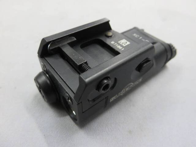 【SUREFIRE】HC1 ウエポンライト（実物）