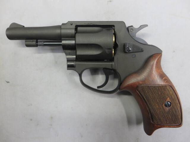 【マルシン】ポリスリボルバー 77ミリ銃身 ブラック HW ハーフチェッカー木製グリップ