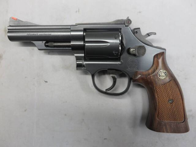 ［東京マルイ］M19 4インチ + 純正木グリ 東京マルイ] S&W M19 4インチ リアルカートリッジ 木製グリップ