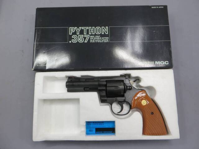 【MGC】コルト パイソン.357Mag 4in SRH（スーパーリアルHW） モデルガン