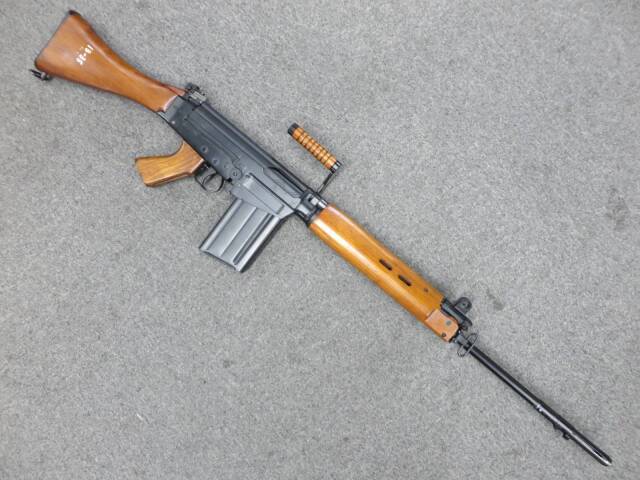 【ARES】L1A1 SLR ウッドストック 電動ガン・マガジン3個付・ショップカスタム