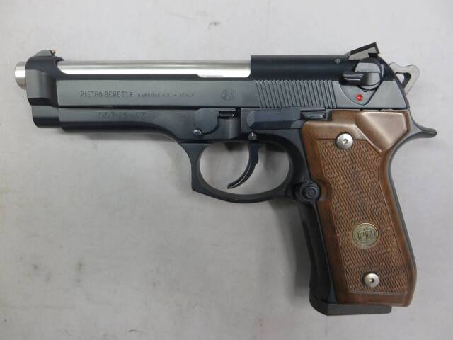 【ウエスタンアームズ】ベレッタM92FS NOVAK・ノバックカスタム　木製グリップ