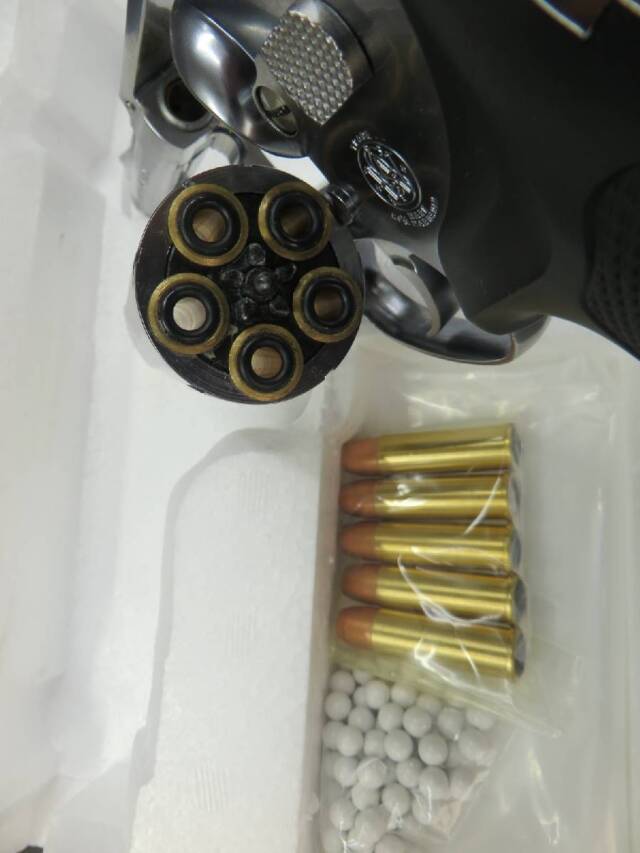 【マルシン】S&W M60 3in チーフスぺシャル プラグリップ カッパーヘッド Xカートリッジ 10発付き