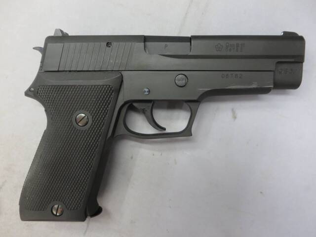 【タナカ】SIG SAUER P220 IC HW 陸上自衛隊 9mm拳銃