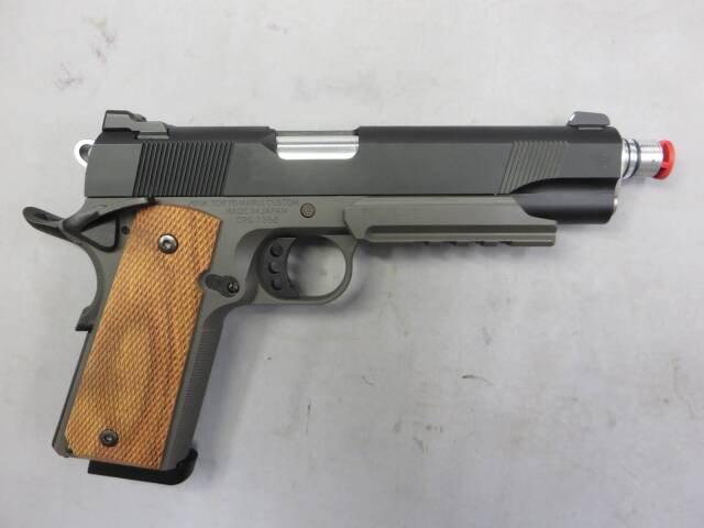 【東京マルイ】ナイトウォーリア カスタム・MGS4 スネークオペレーター風カスタム