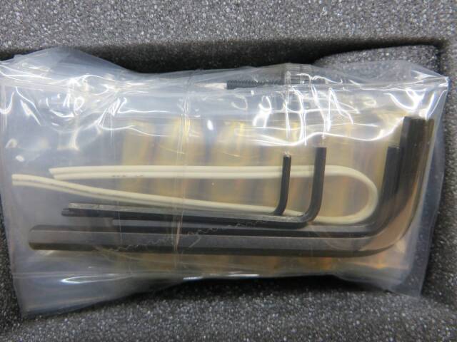 【エルフィンナイツプロジェクト】高木型弐0壱九式爆砕拳銃・M2019ブラスター モデルガン