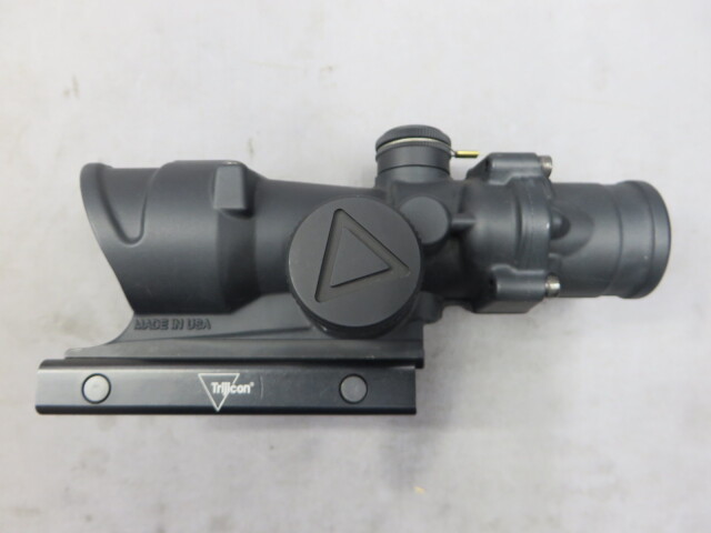 【Trijicon】ACOG TA02 4×32 Crosshair 100190