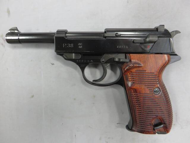 【マルゼン】ワルサーP38 ブラックメタル・PANDRAARMS 木製グリップ