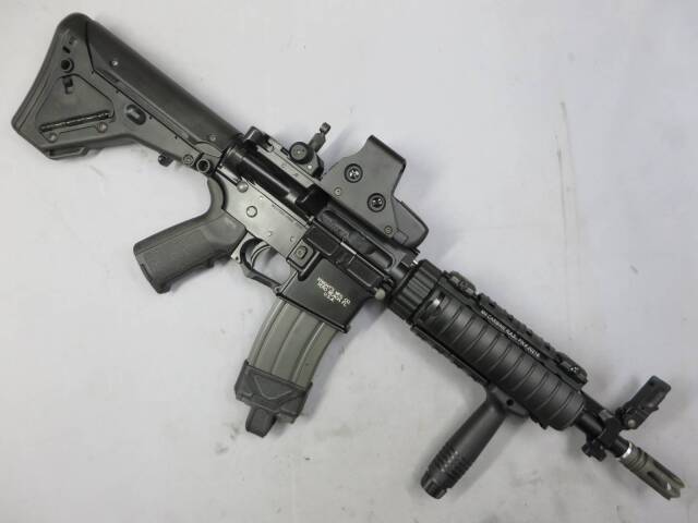【ウエスタンアームズ】M4A1 フルメタルカスタム ナイツSR-16 カスタム