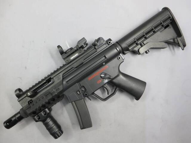 【マルゼン】 MP5K チャージャー / ダットサイト・フォアグリップ