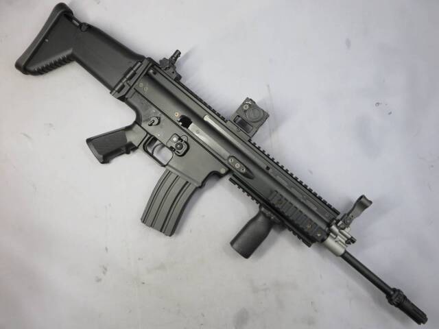 【東京マルイ】SCAR-L ブラック・ARP2ダットサイト・フォアグリップ 次世代電動ガン