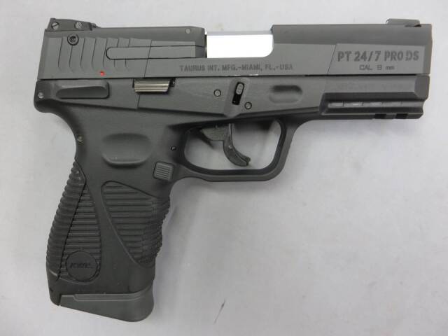 【KWC】TAURUS・トーラスPT 24/7 リアル刻印 CO2