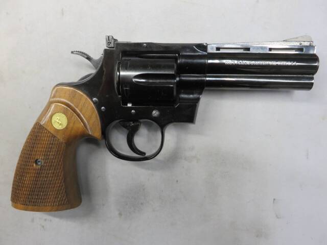 【タナカ】コルトパイソン.357mag 4in R-Model スチールフィニッシュ