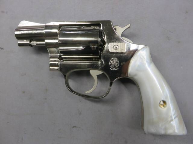【タナカ】S&W M36 チーフスペシャル スクエアバット トラビス ニッケルフィニッシュ Ver.2  モデルガン