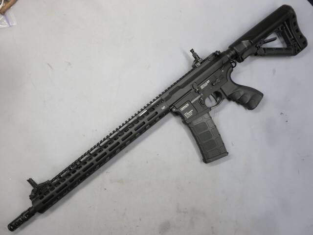【G&G】 TR16 MBR 556 WH・ショップ（41PX）カスタム　電動ガン