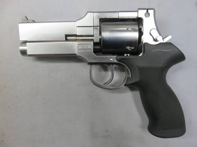 【マルシン】MA・TE・BA マテバ リボルバー 4in シルバー ブラックラバー塗装 プラグリップ仕様