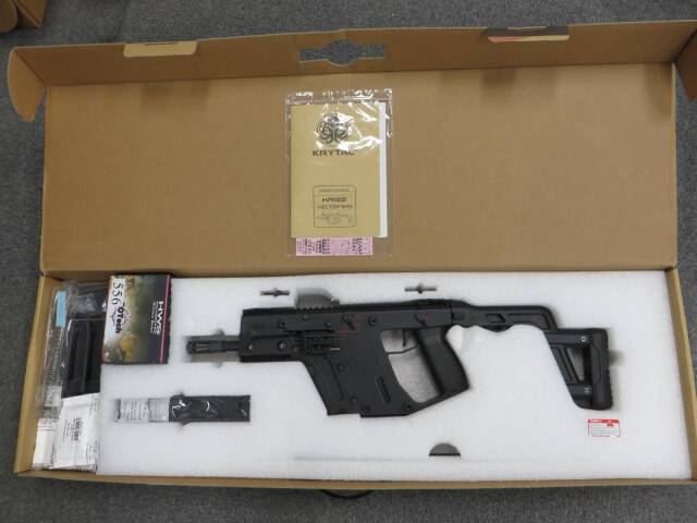 【KRYTAC】クリスベクター カスタム・ホロサイト・スペアマガジン4本