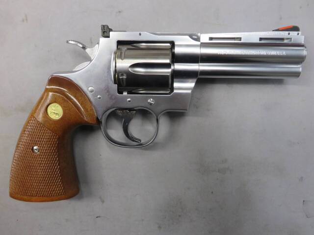 タナカ】コルトパイソン.357mag 4in R-model ステンレスモデル