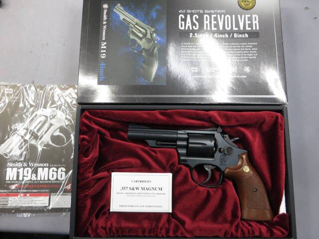 【東京マルイ】S&W M19 コンバットマグナム 4in・カートカスタム・ ガス リボルバー