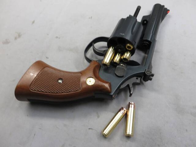 【東京マルイ】S&W M19 コンバットマグナム 4in・カートカスタム・ ガス リボルバー