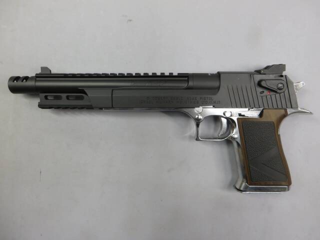 東京マルイ】ライトニングホーク .50AE 10インチ マグナポートカスタム