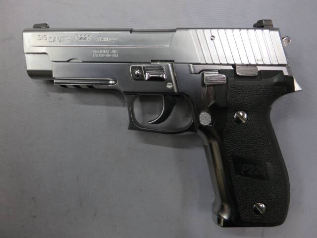 【東京マルイ】SIG SAUER P226R クロームステンレス