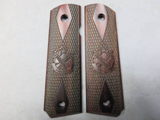 【アルタモント】SpringField Armory Cross Cannon Dia-Checkered フルサイズ グリップ（アンビ加工あり）