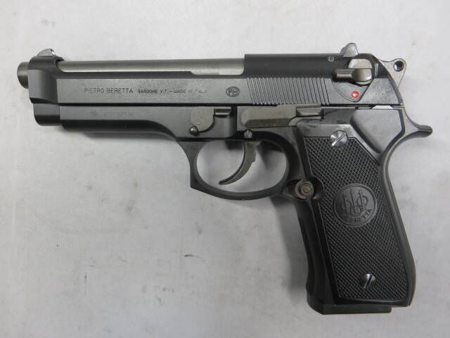 MGC ベレッタ　M96FS モデルガン　中古　SPG MGC ベレッタ M96FS モデルガン 中古 SPG - メルカリ