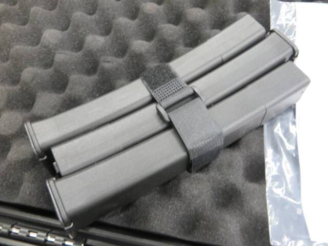 【WELL PRO】 PPK-20（BK）・スペアマガジン3本・SLONGAirsoft ハイダー　電動ガン
