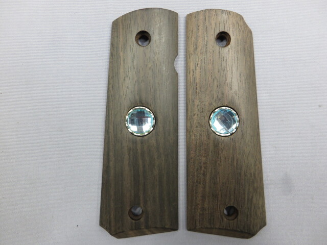 【不明】ガバメント フルサイズ 木製 グリップ