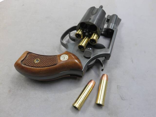 【マルシン】S&W M36 2in ブラック エクセレント HW 木製サービスグリップ 6ｍｍBB リアルXカート