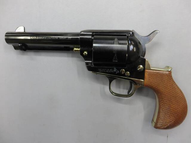 【タナカ】コルトSAA.45 2nd Gen D.C. 4in バードヘッド スチールフィニッシュ