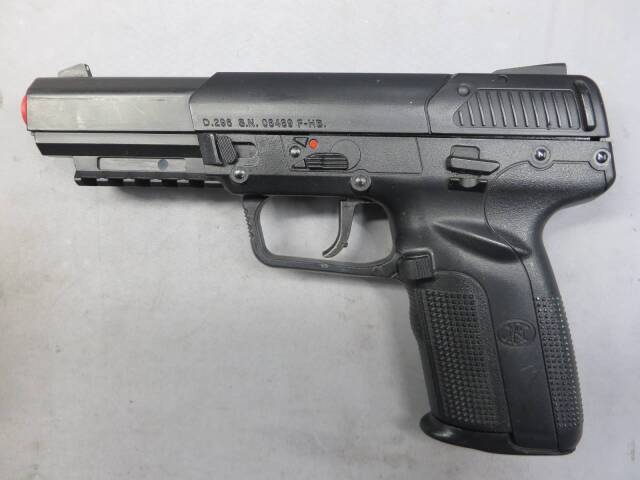 【東京マルイ】FN5-7　ファイブセブン　ブラック カスタム