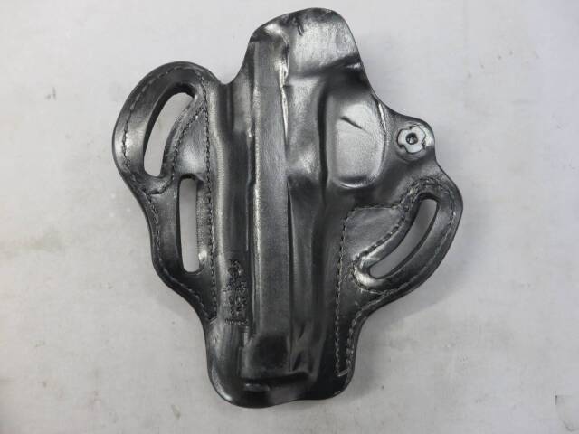 【DeSantis】ベレッタM92 SPEED SCABBARD（RIGHT）ホルスター