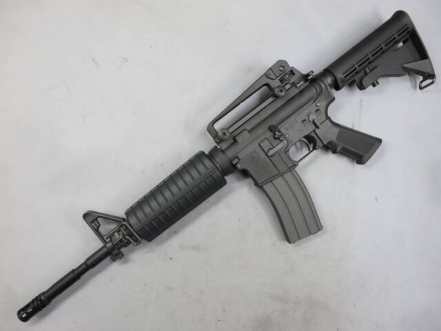 東京マルイ S-SYSTEM M4カービン 金属ハンドガード +カスタム 東京マルイ] ナイツ SR-16 M4カービン 電動ガン メタルレシーバー